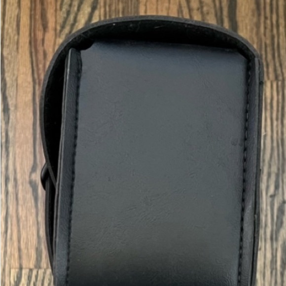 Harley-Davidson Black Leather Standard Line Swingarm Saddle Bag 883/1200/Dyna - Picture 2 of 2